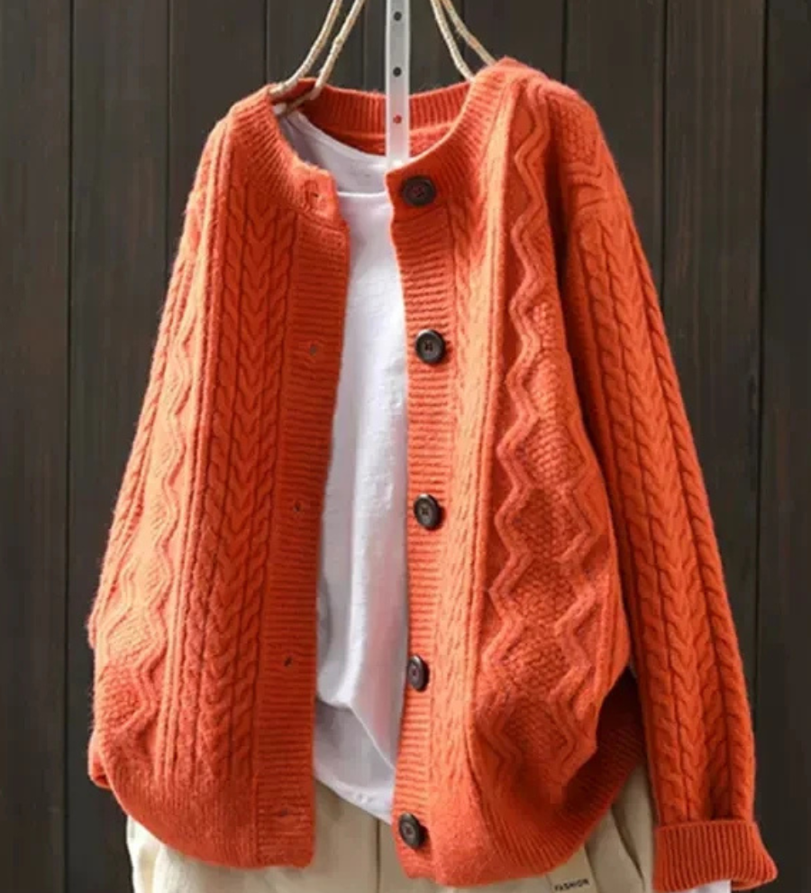 Clodagh - Chic Braided Cardigan