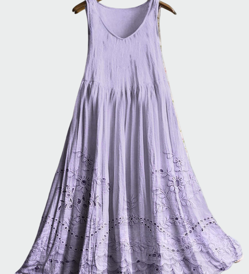 Fiona - Dress in English Style