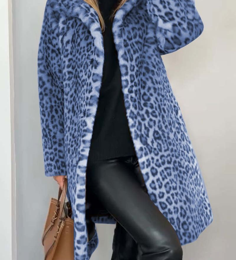 Clara - Chic Leopard Print Coat