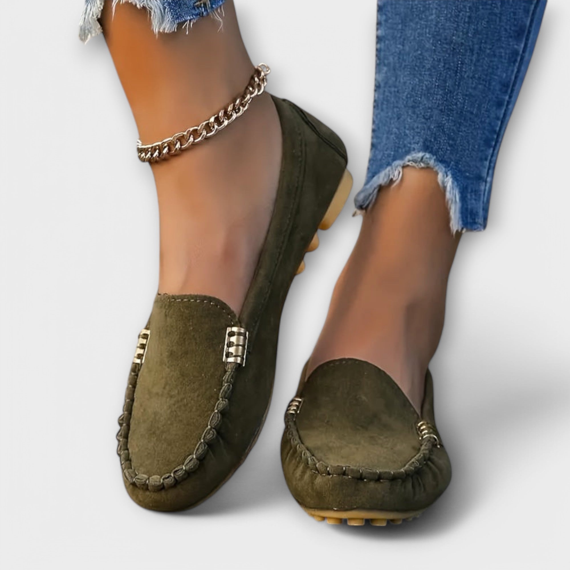 Doireann - Chic Metallic Sneakers