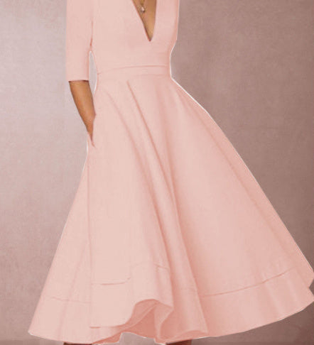 Eileen - Chic Midi Dress