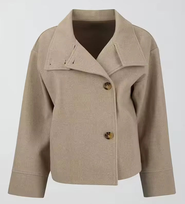Bláthnaid - Chic Short Coat