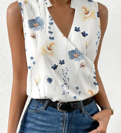 Saoirse - Cozy V-Neck Tee