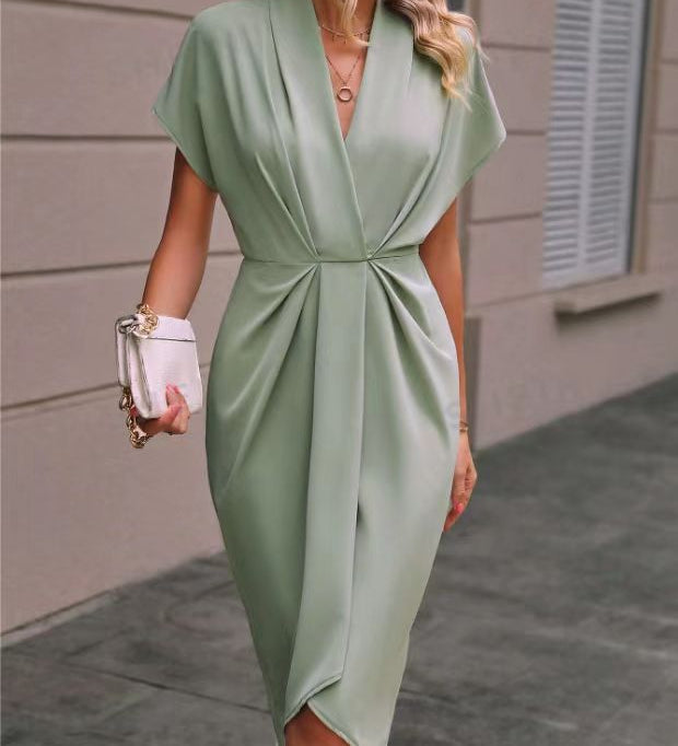 Maeve - Chic Midi Dress