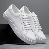 Seán - Chic Sneakers