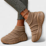 Ailís - Stylish and Cozy Sneakers