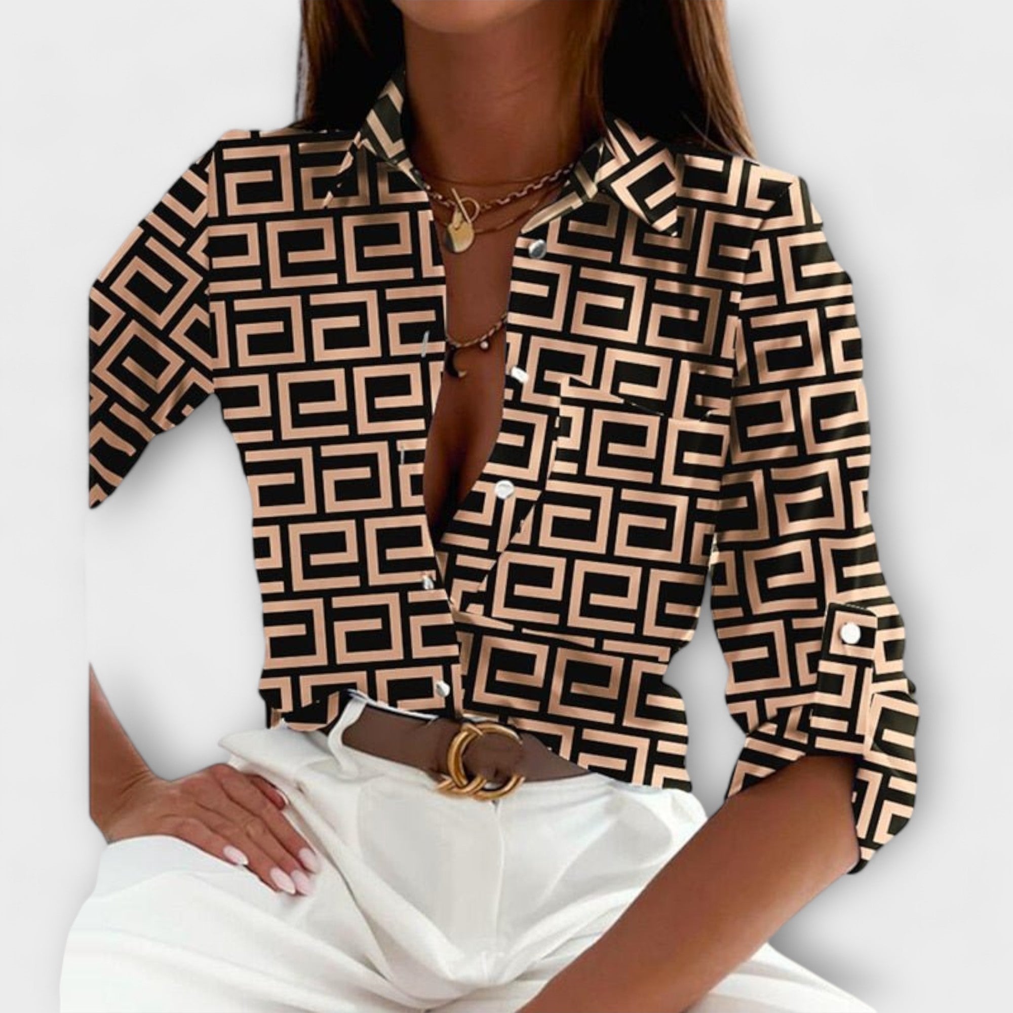 Gráinne - Timeless Elegant Blouse